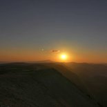 Coucher de soleil sur la montagne de Lure (Lubéron)