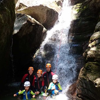 canyoning-toboggans-barberine-1.jpg