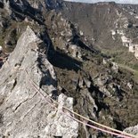 Grande voie d'escalade dans les gorges de la Jonte ou du Tarn