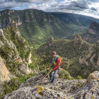 escalade-gorges-jonte-1.jpg