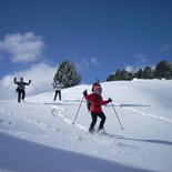 Snowshoeing escape weekend in the Vercors