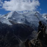 Trekking in the Royal Cordillera (Bolivian Andes)