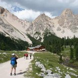 Trekking in the Dolomites di Brenta