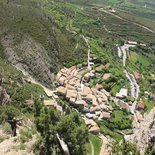 Multi pitch climbing route in Riglos and Peña Rueba