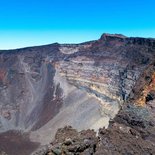 Hiking on the Piton de la Fournaise volcano