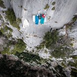 Multi-pitch climbing and night at the cliff (Verdon)