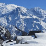 Snowshoeing facing the Mont Blanc (Haute-Savoie)