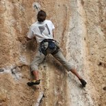 Art of climbing: find your way on the rock (Annecy)