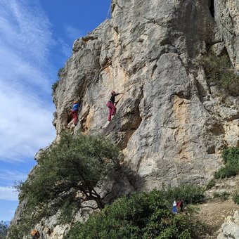 escalade-pyrenees-orientales-1.jpg