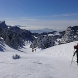 Snowshoeing escape weekend in the Vercors