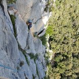 Escalade grande voie facile en Ardèche