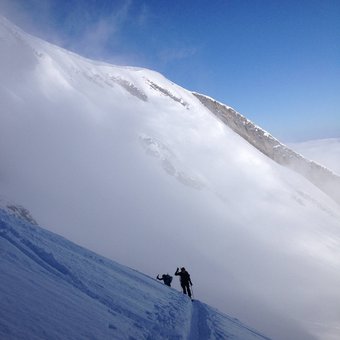 ski-randonnee-mont-charvin-aravis-1.jpg
