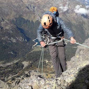 grande-voie-escalade-pyrenees-1.jpg