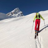 Ski touring ascent of Dolent (Mont-Blanc)