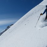Off-piste/freeride skiing session in Haute-Savoie