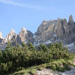 Trekking in the Dolomites di Brenta