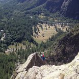 Multi pitch route climbing stay in Ailefroide (Hautes-Alpes)