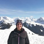 Snowshoeing, relaxation and well-being (Aravis)