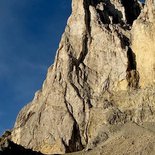 Desmaison route climbing on the Pic de Bure (Hautes-Alpes)