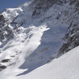 Off-piste skiing in Alpe d'Huez or La Grave