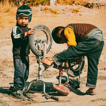 enfants-velo-ouzbekistan.jpg