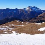 Off-road hiking around Annecy or in the Aravis