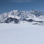 The Grand Mont d'Arêches with snowshoes (Savoie)