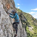 Customized climbing course for adults (Eastern Pyrenees)