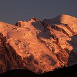 Photo hike: reflections of Mont Blanc (Haute-Savoie)