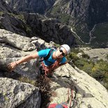 Multi pitch climbing route in the Caroux (Hérault)