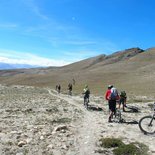 Upper Mustang mountain biking tour