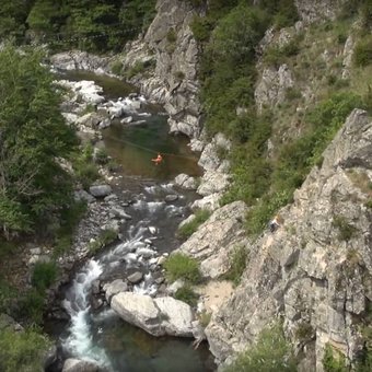 via-ferrata-gorges-du-tapoul-1.jpg