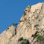 Multi pitch route climbing stay in Corsica
