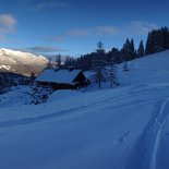 Ski touring near Annecy (Haute-Savoie)