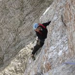 Desmaison route climbing on the Pic de Bure (Hautes-Alpes)