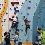 Mini indoor climbing course for kids (Perpignan)