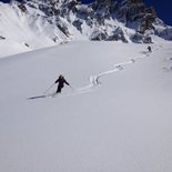 "Skiing differently" training: another approach to ski touring