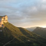 Dinner and night in a cliff in the Vercors
