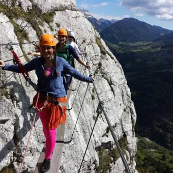 via-ferrata-roche-veyrand.jpg