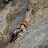 Overcoming the fear of falling when climbing (Annecy)