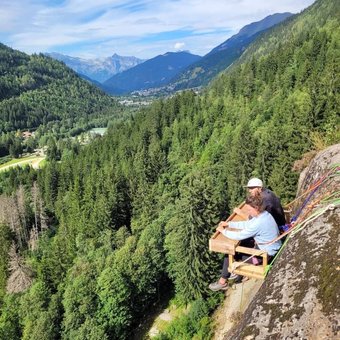 escalade-soiree-suspendue-contamines.jpg
