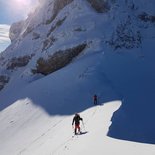 Ski touring : the Leschaux Cirque (Mont-Blanc)
