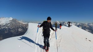 ski-randonnee-hautes-alpes.jpg
