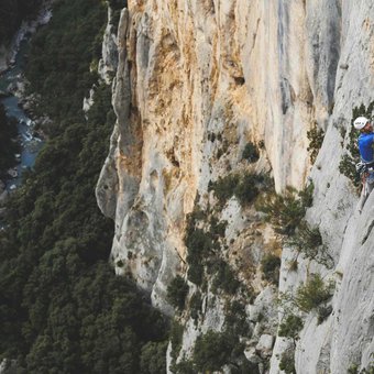 escalade-grande-voie-verdon-1.jpg