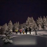 Night-time snowshoeing in Les Saisies (Savoie)