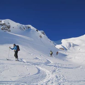 ski-randonnee-alpinisme-savoie-mont-blanc-1.jpg