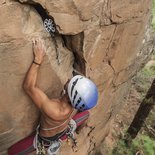 Trad climbing course in the Caroux (Hérault)