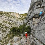 Introduction to multi-pitch climbing in the Verdon