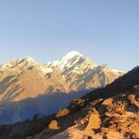 Trekking in the Gurung mountain pastures