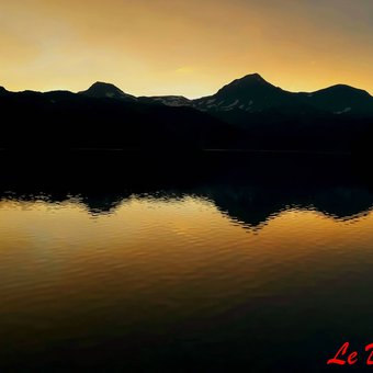 lac-pyrenees-coucher-soleil.jpg